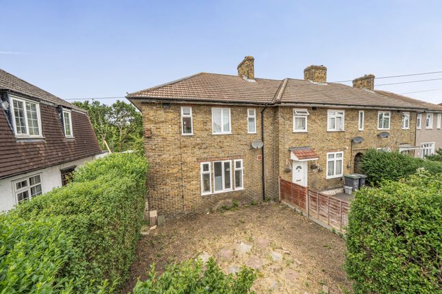 3 bed property, in Grangemill Road, £425,000