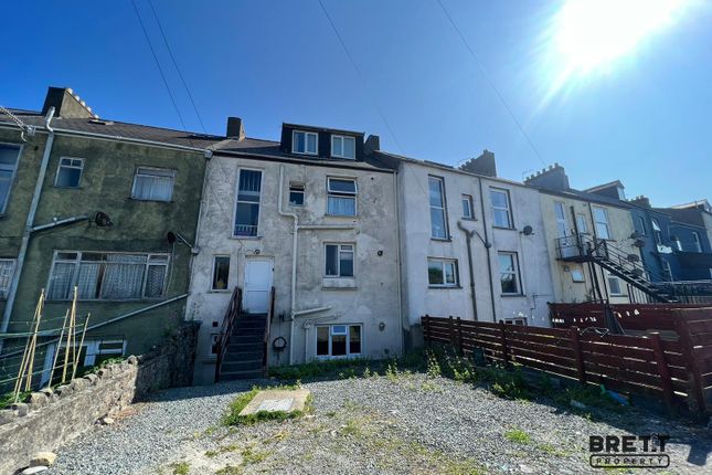 1 bed property, in Flat 3, £55,000