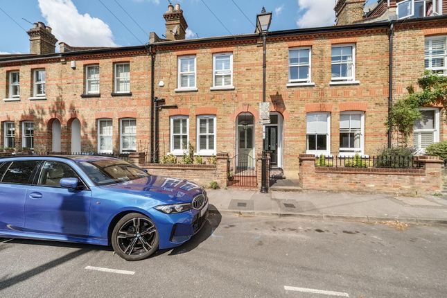 4 bed property, in Alexandra Road, £850,000