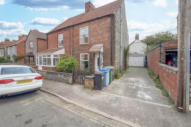 2 bed property, in New Street, £299,950