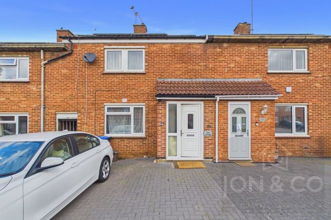 3 bed property, in Aynho Crescent, £230,000