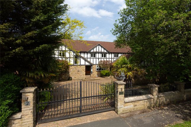 7 bed property, in Sandmoor Drive, £1,300,000