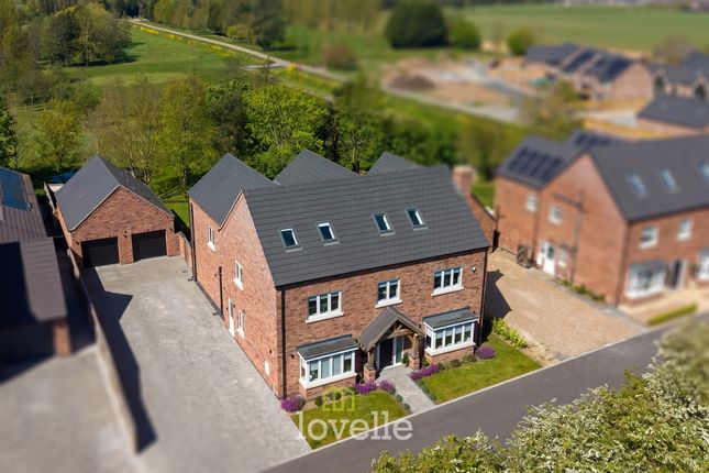 6 bed property, in Beck Drive, £875,000