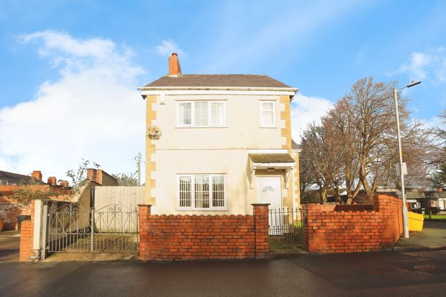 4 bed property, in Princes Road, £179,000