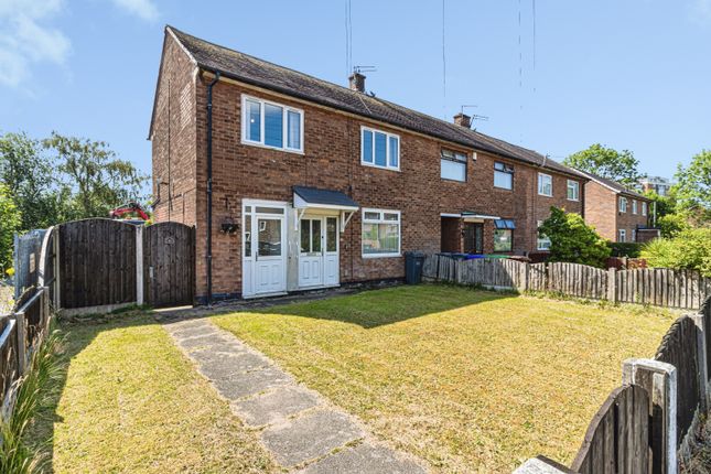 3 bed property, in Bridgnorth Road, £185,000