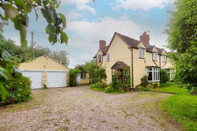 4 bed property, in Paddock Lane, £700,000