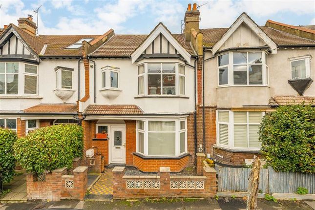 2 bed property, in Dumbarton Road, £500,000