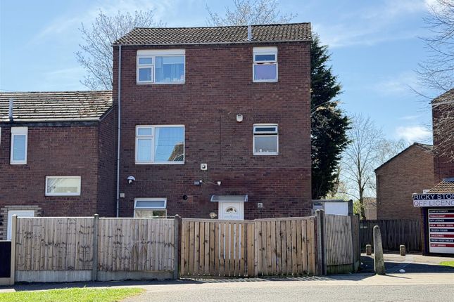 7 bed property, in Aikman Avenue, £420,000
