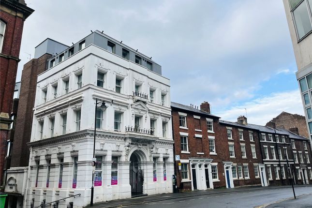 1 bed property, in Bank Street, £50,000