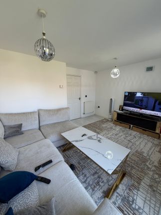 3 bed property, in Brennock Close, £278,000