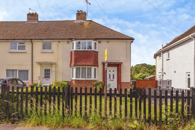 3 bed property, in Padnell Avenue, £300,000
