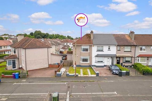 2 bed property, in Barrachnie Crescent, £195,000