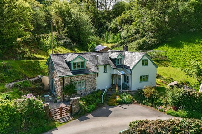 3 bed property, in Spring Cottage, £575,000