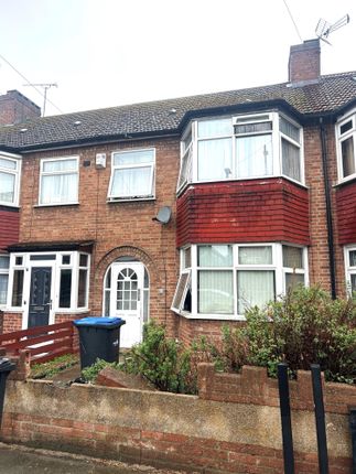 3 bed property, in Harrington Terrace, £450,000