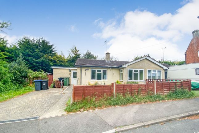 1 bed property, in The Peak, £85,000