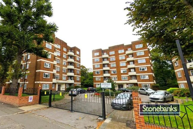 2 bed property, in Bollo Lane, £400,000