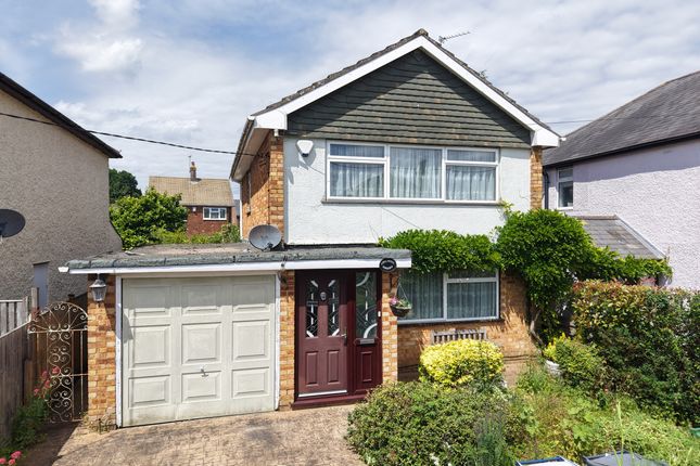 3 bed property, in New Road, £525,000