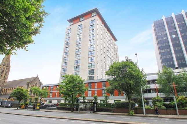 1 bed property, in Newport Road, £142,000