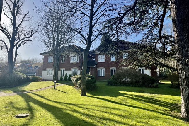 2 bed property, in Elmer Cottages, £269,000