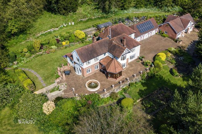 6 bed property, in Gresford, £1,500,000