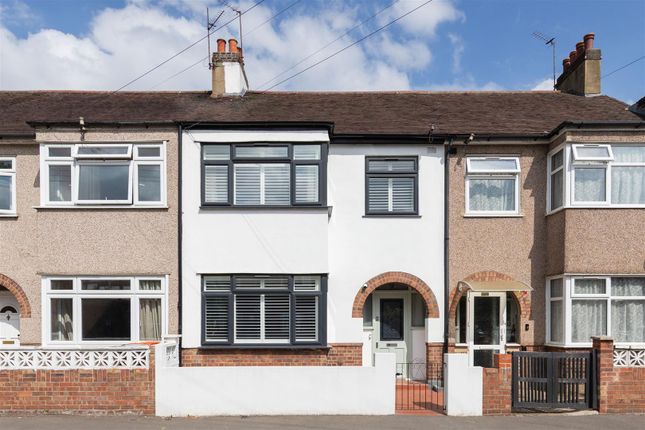 3 bed property, in Talbot Road, £800,000