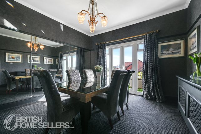 3 bed property, in Liverpool Road, £299,950