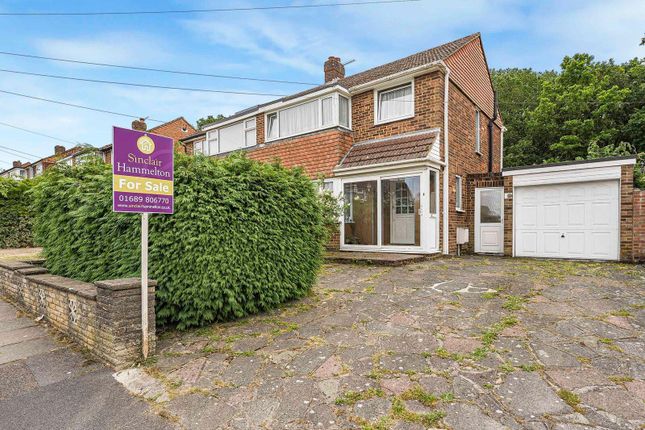3 bed property, in Hollingworth Road, £500,000