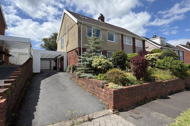 3 bed property, in Gabalfa Road, £370,000