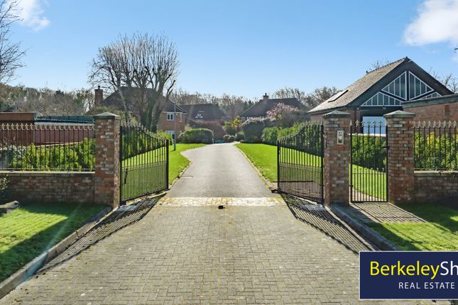 5 bed property, in Briarwood, £1,250,000