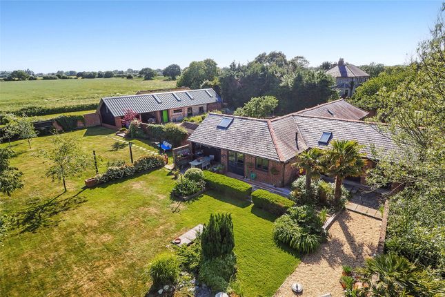 3 bed property, in Birdham, £1,195,000