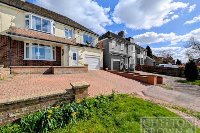 4 bed property, in Northampton Road, £550,000