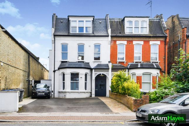3 bed property, in Woodside Park Road, £575,000