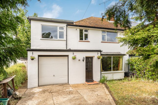 4 bed property, in Cabrera Avenue, £725,000