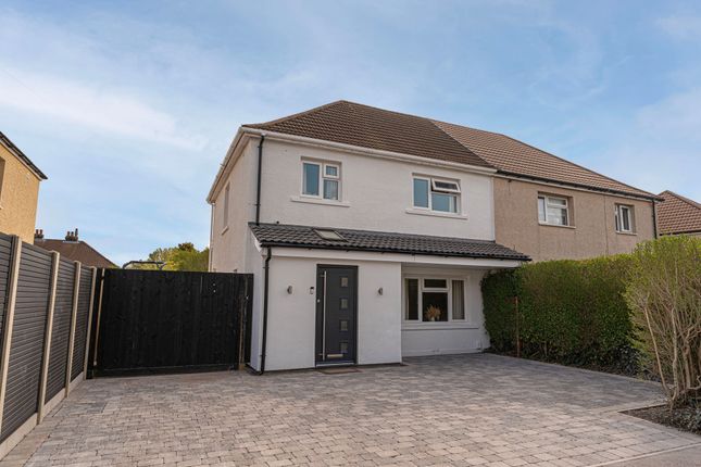 3 bed property, in Fields Road, £325,000