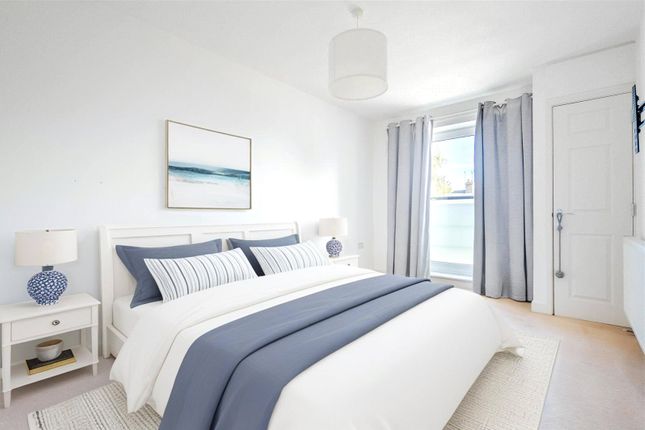 2 bed property, in Daimler Drive, £175,000