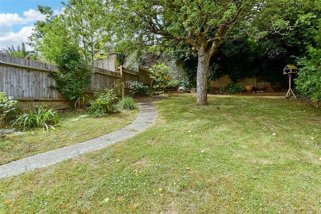 2 bed property, in Westdene Drive, £475,000