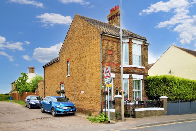 3 bed property, in London Road, £399,000