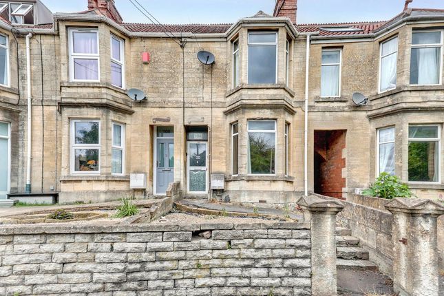 3 bed property, in Frome Road, £200,000