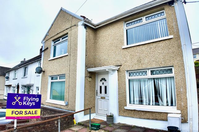3 bed property, in Fflorens Road, £240,000