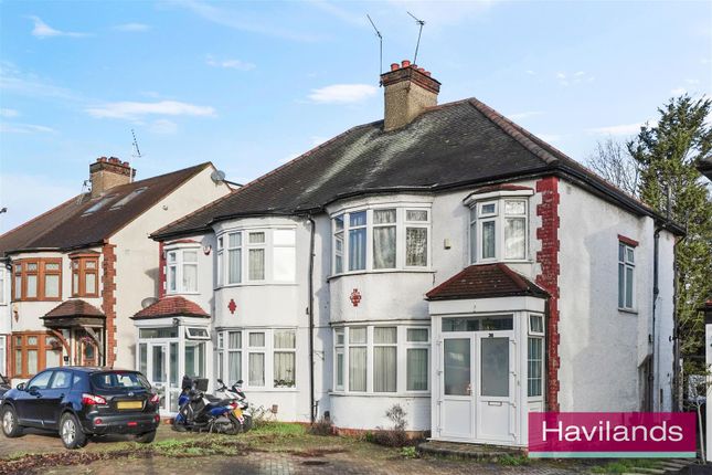 3 bed property, in Ridge Avenue, £675,000