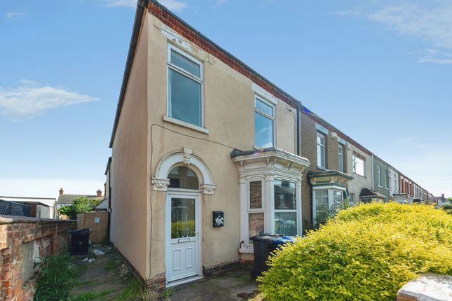 2 bed property, in Algernon Street, £48,500