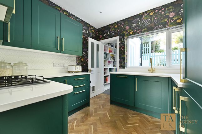 3 bed property, in Stanmer Park Road, £500,000