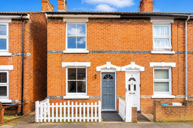 2 bed property, in Victor Road, £250,000