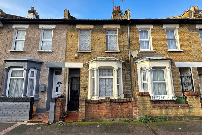 3 bed property, in 24 Maiden Road, £325,000