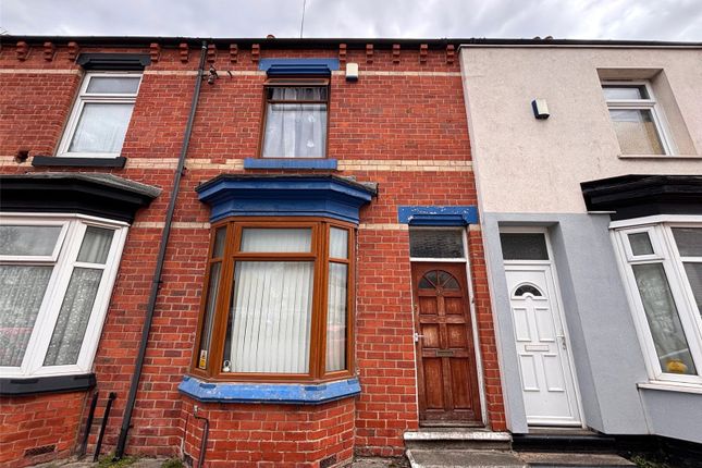 4 bed property, in Glebe Road, £100,000