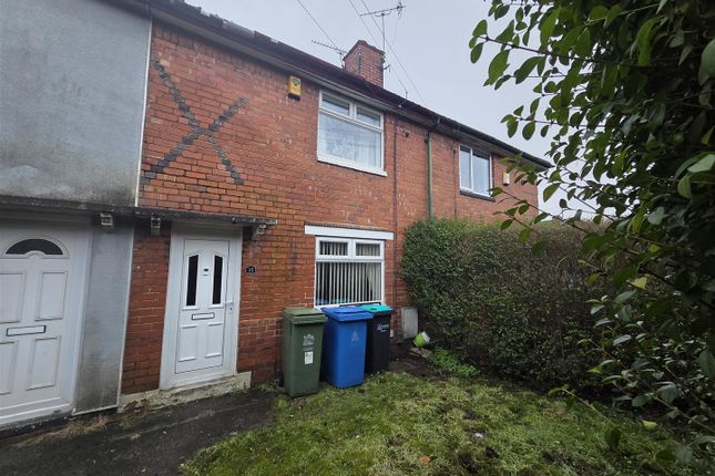 2 bed property, in Reindeer Street, £110,000
