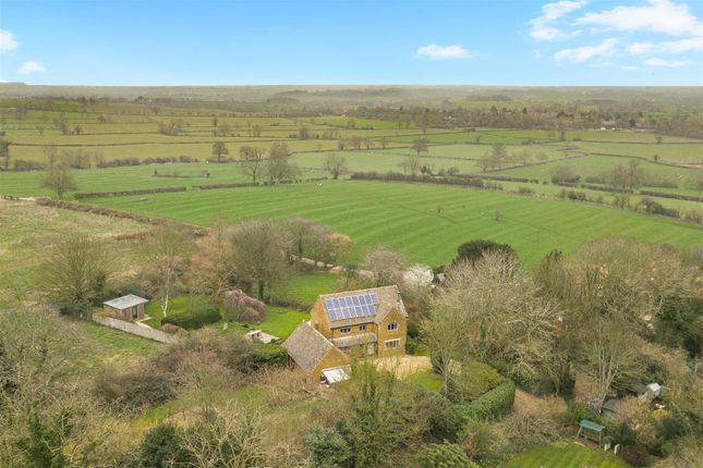 4 bed property, in Stanwell Lane, £895,000