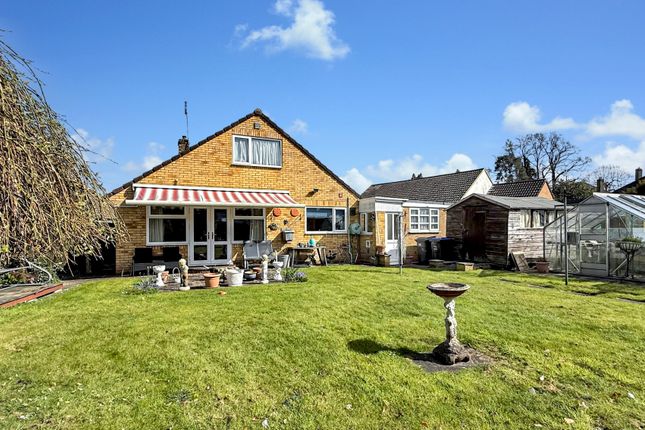 3 bed property, in Highbury Park, £385,000