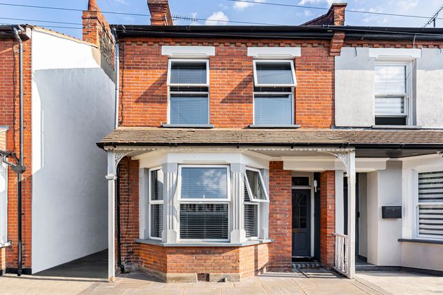 3 bed property, in South Avenue, £350,000