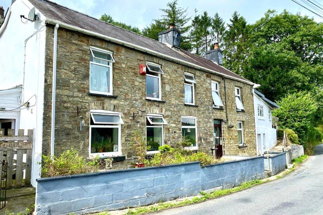 4 bed property, in Gorrig Road, £350,000